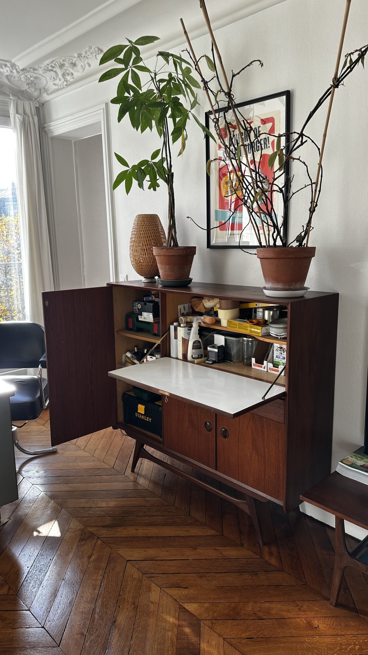 Secrétaire scandinave en bois de noyer